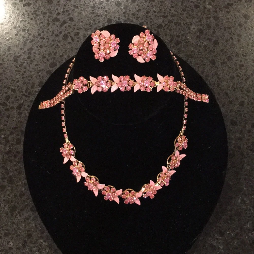 Vintage Weiss Jewelry Set